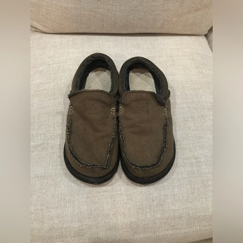 Mens shoes